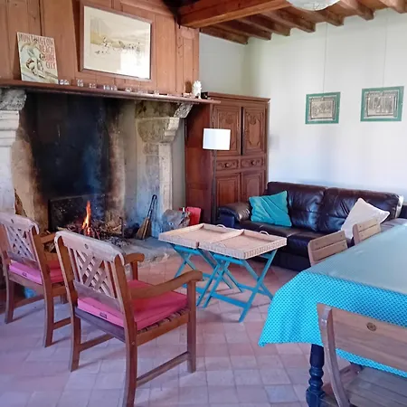 Gite De La Ferme De La Cour Tatil Evi