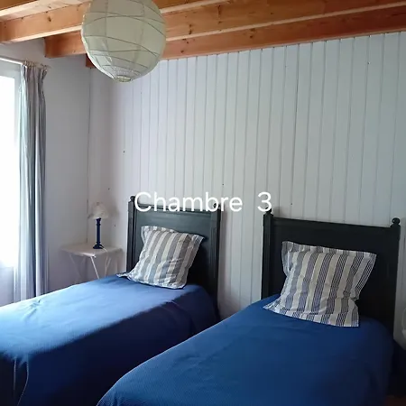 Gite De La Ferme De La Cour Crasville (Manche)