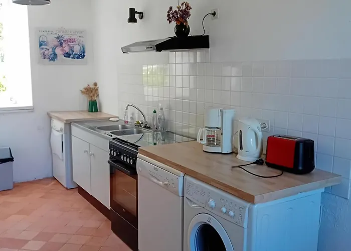 De La Ferme De La Cour Crasville (Manche)