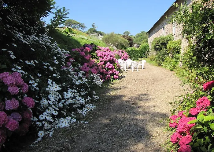 De La Ferme De La Cour Crasville (Manche)