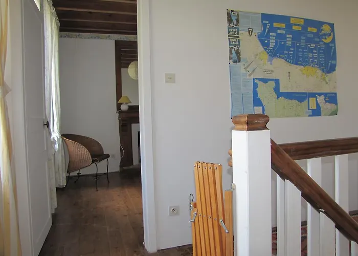 De La Ferme De La Cour Crasville (Manche)